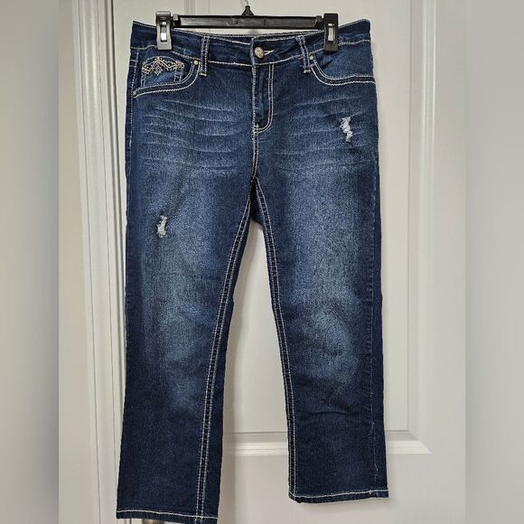 New Directions Weekend Jeans Women's 10 (31x22.5) Capris Mid-Rise Embroidered - Picture 3 of 10